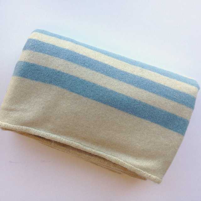 BLANKET, Cream Wool w Blue Stripe